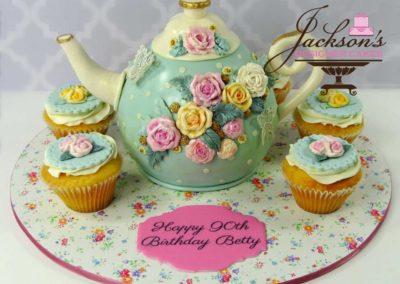 Flower Teapot & Cupcakes