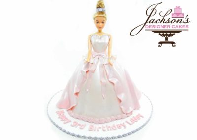 barbie-cake-trishjackson-designer-cakes